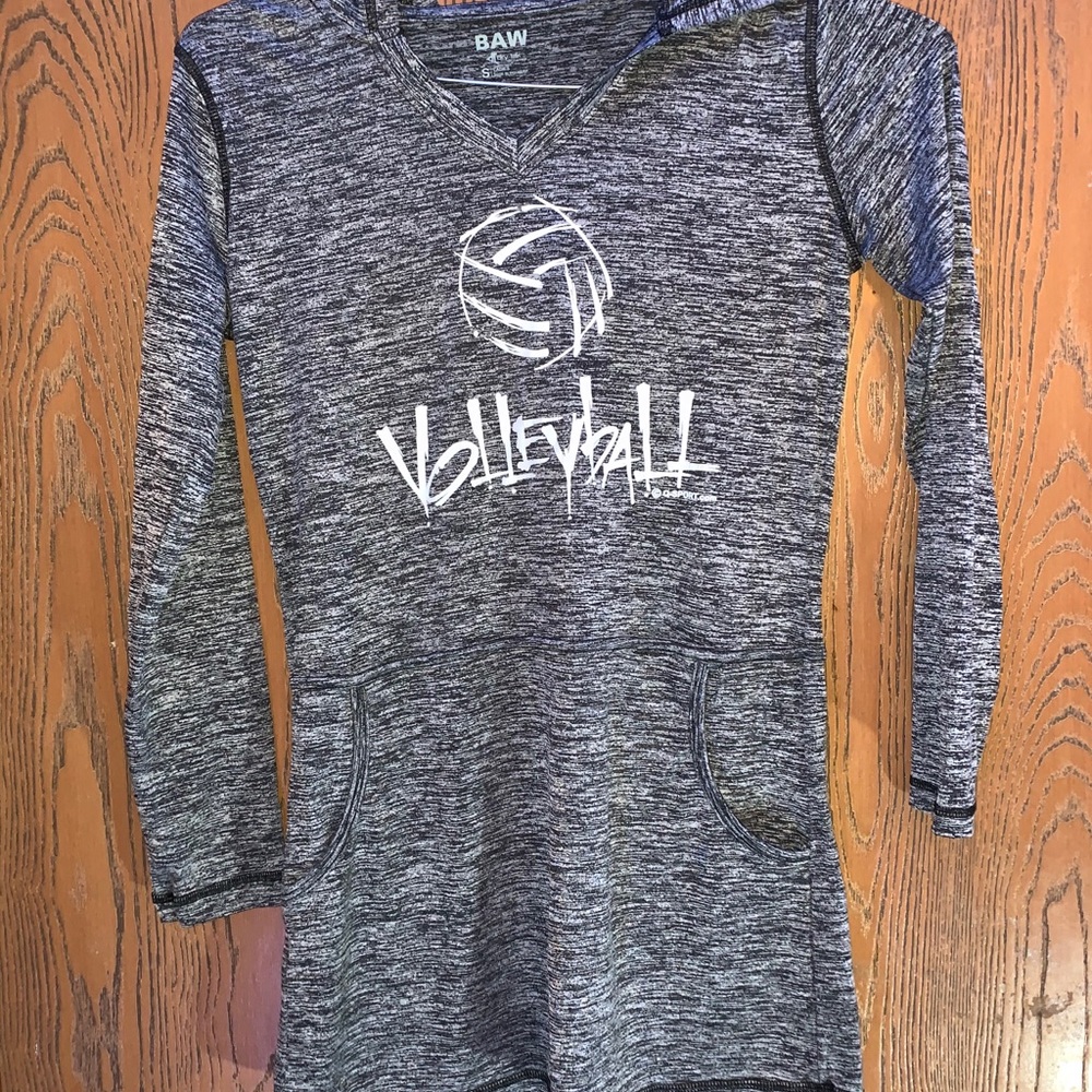 Cute half sleeve volleyball shirt.